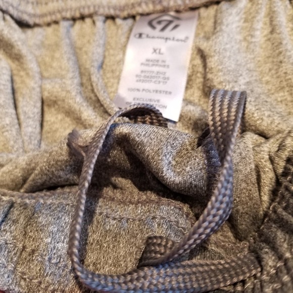 Champion Men's Athletic Workout Shorts Grey Loose Fitting Size XL - Picture 6 of 9